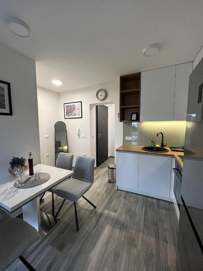 Ante'S Apartment Split Exterior photo